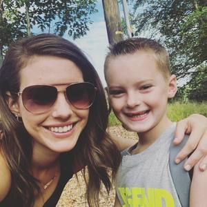 Meet your Posher, Danielle